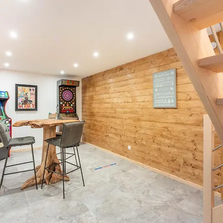 Chalet L'echappee Belle, Luxury With And Sauna